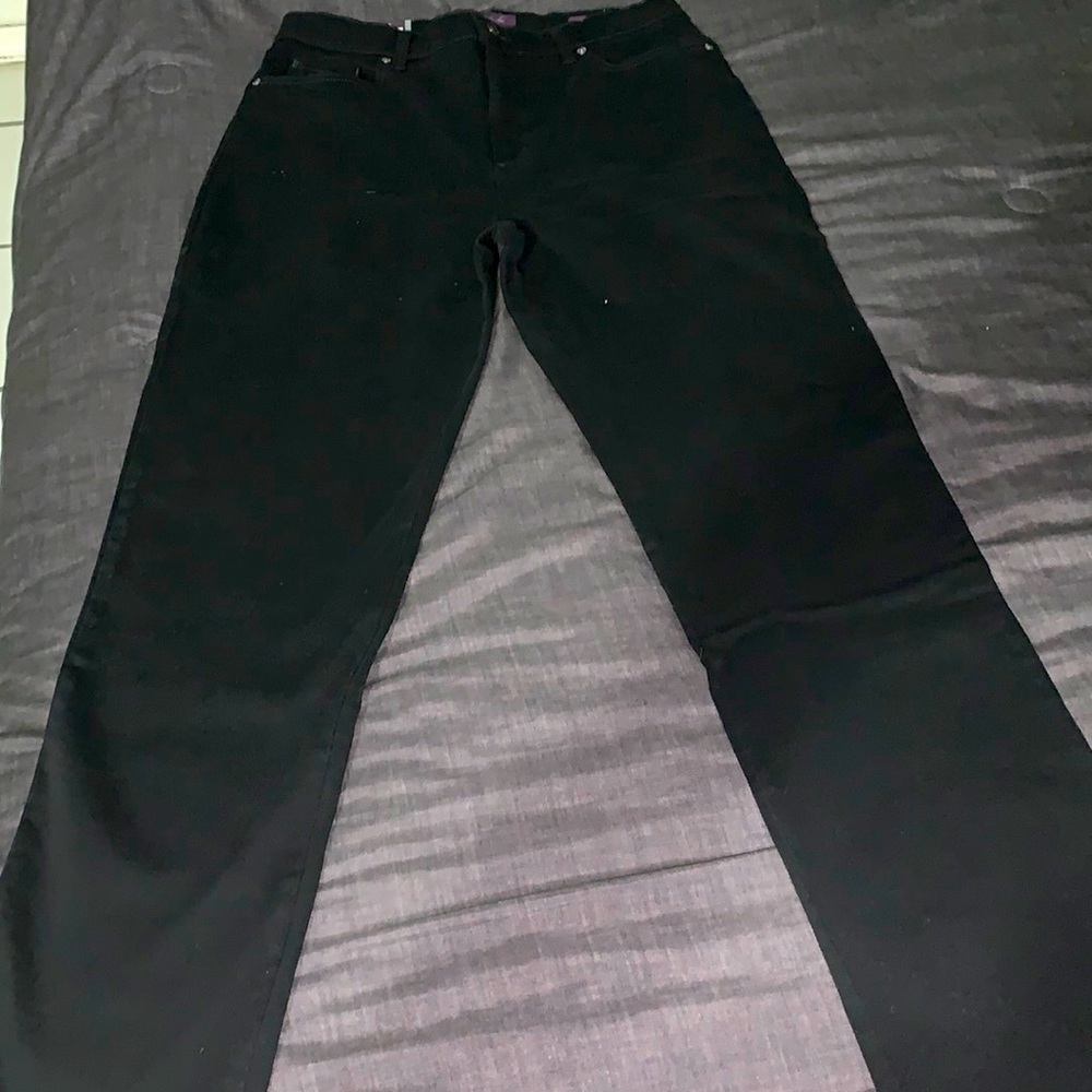 Gloria Vanderbilt Ladies' Amanda Stretch Denim